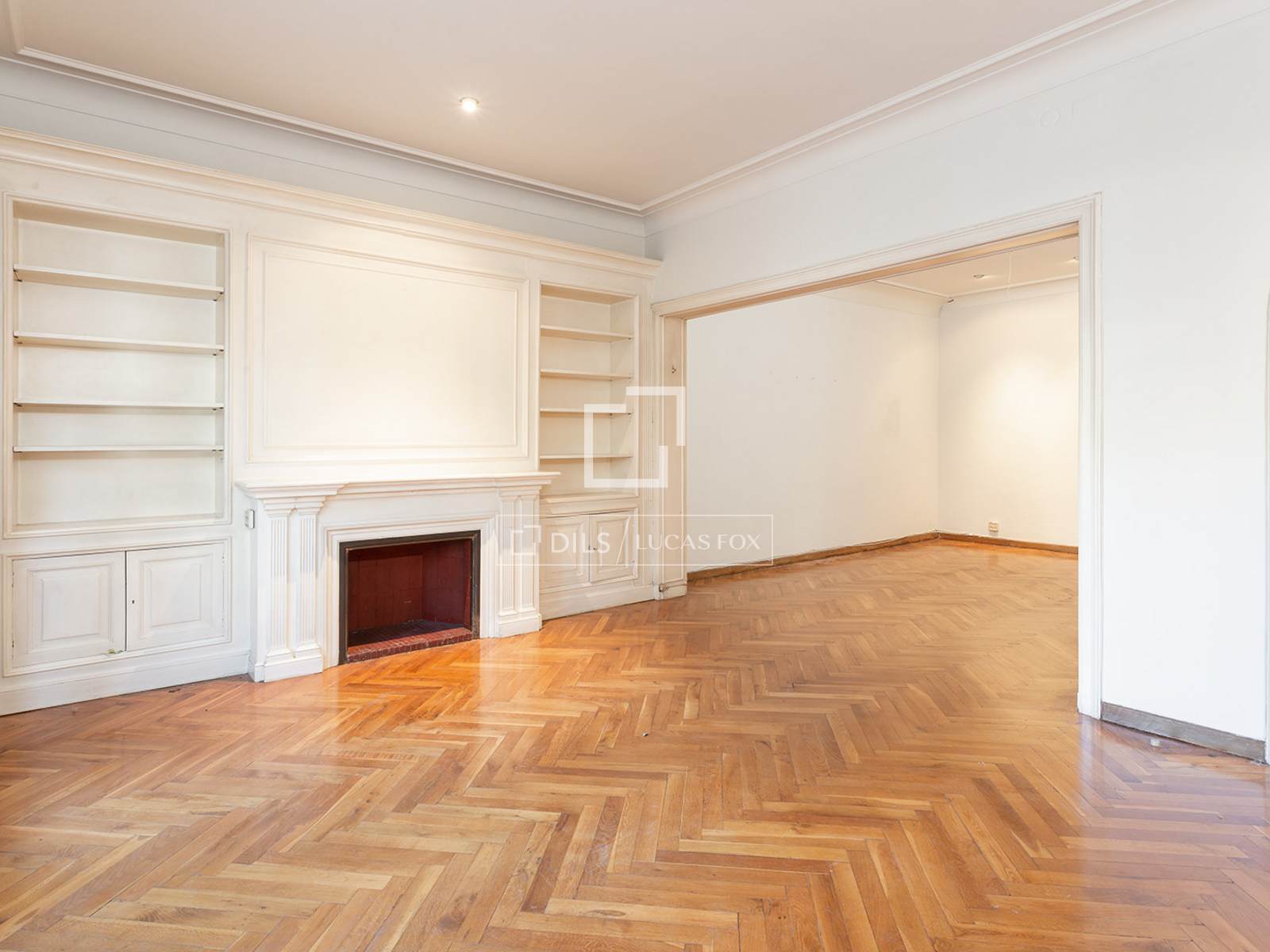 Wohnung in Barcelona, Spanien 5 Schlafzimmer, 244 m2 Nr. 192758