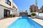 Villa i Urbanizacion Las Filipinas, Alicante, Spanien 3 sovrum, 193 kvm. Nr. 179821