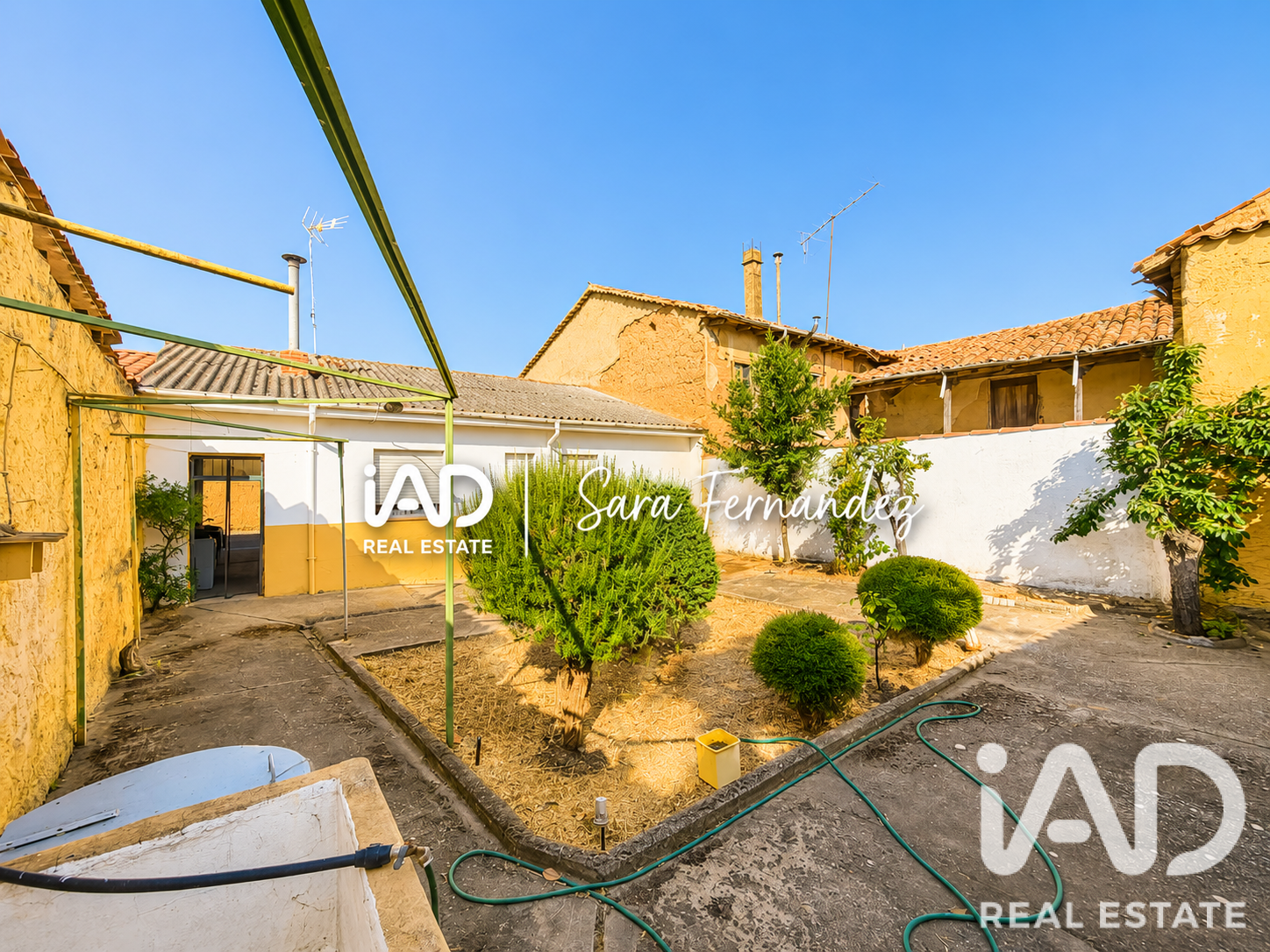 Talo Leon, Espanja 2 makuuhuonetta, 176 m2 No. 192210