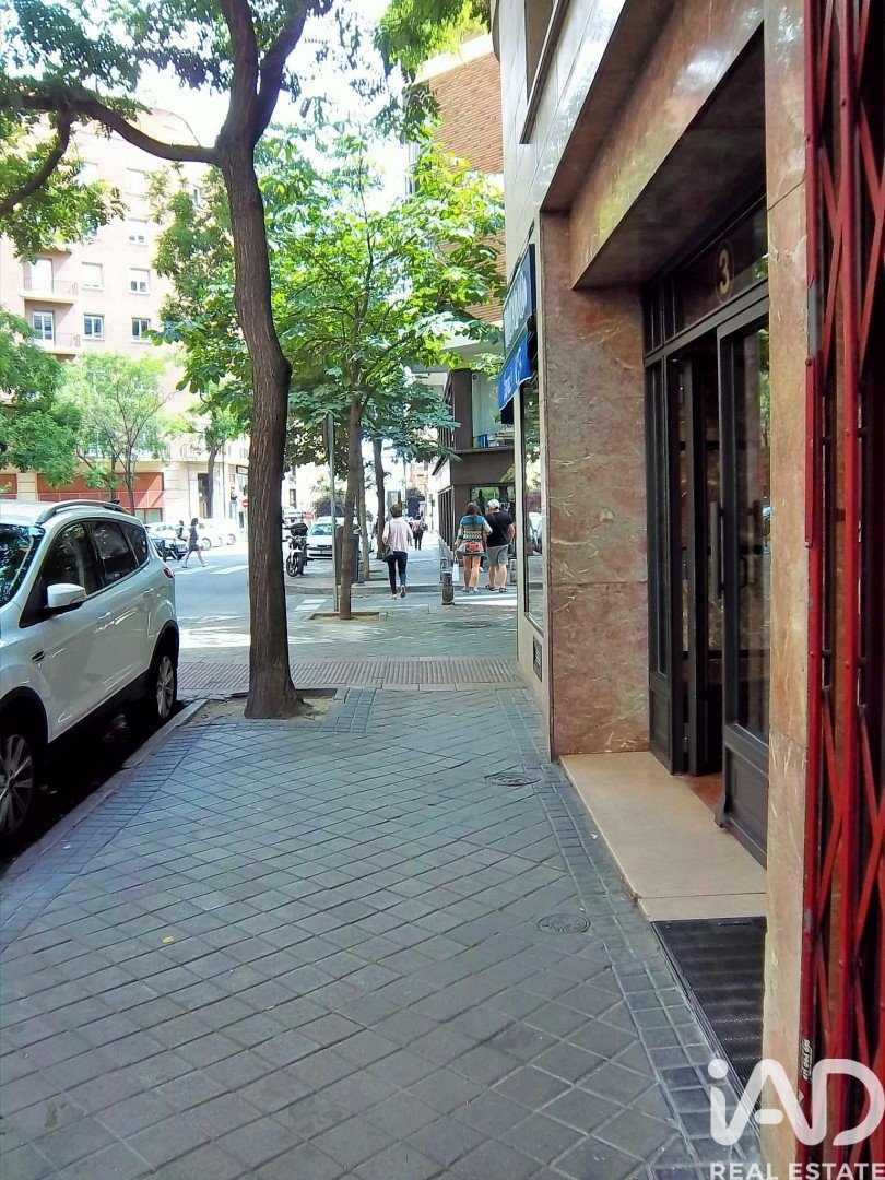 Propiedad comercial en Madrid, España 100 m2 No. 192208