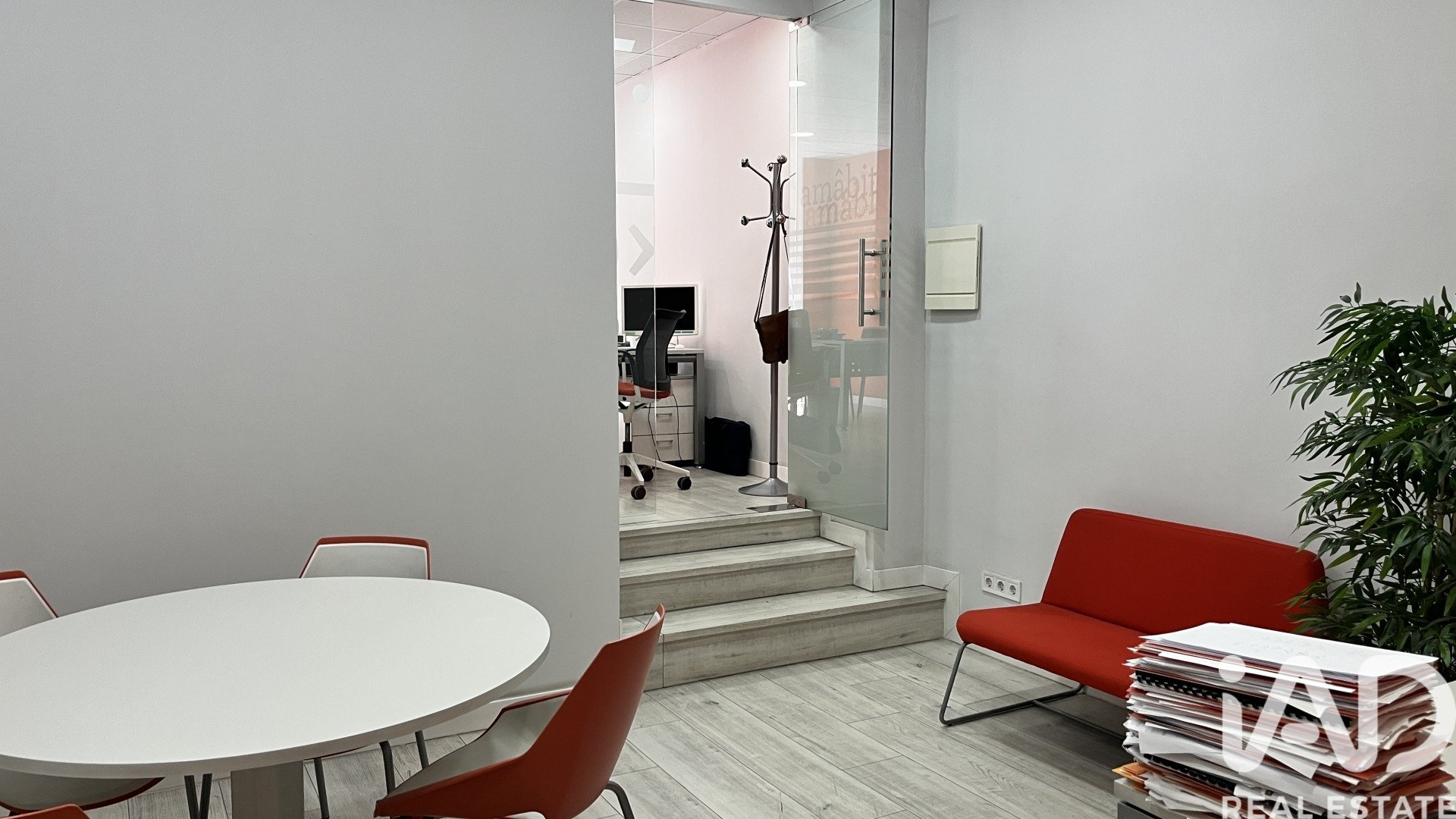 Propiedad comercial en Madrid, España 100 m2 No. 192208