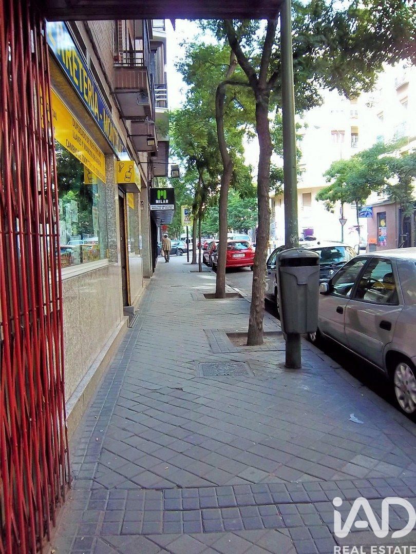 Propiedad comercial en Madrid, España 100 m2 No. 192208