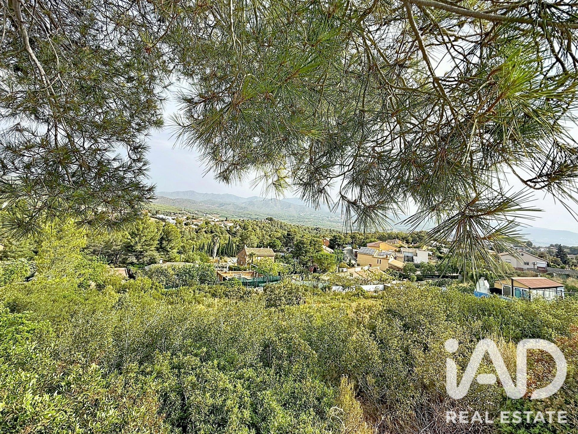 Tomt i La Bisbal Del Penedes, Tarragona, Spanien 822 kvm. Nr. 192205