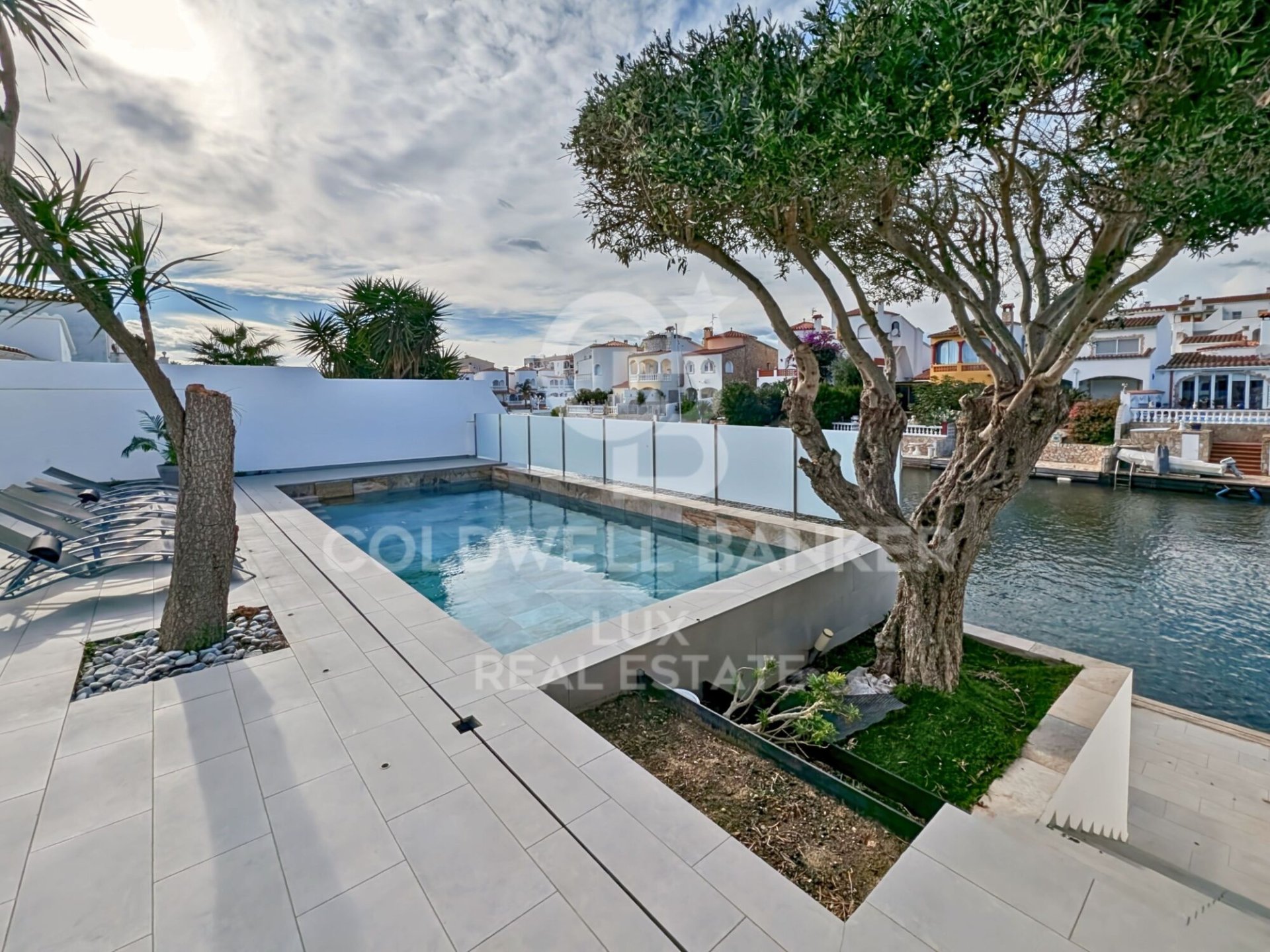 Villa Empuriabrava, Girona, Spānijā 5 istabas, 205 m2 Nr. 160347