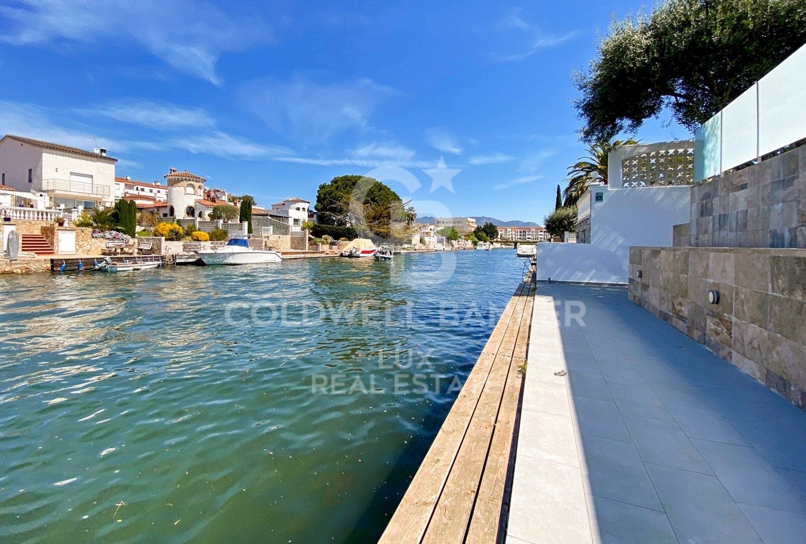 Villa Empuriabrava, Girona, Spānijā 5 istabas, 205 m2 Nr. 160347