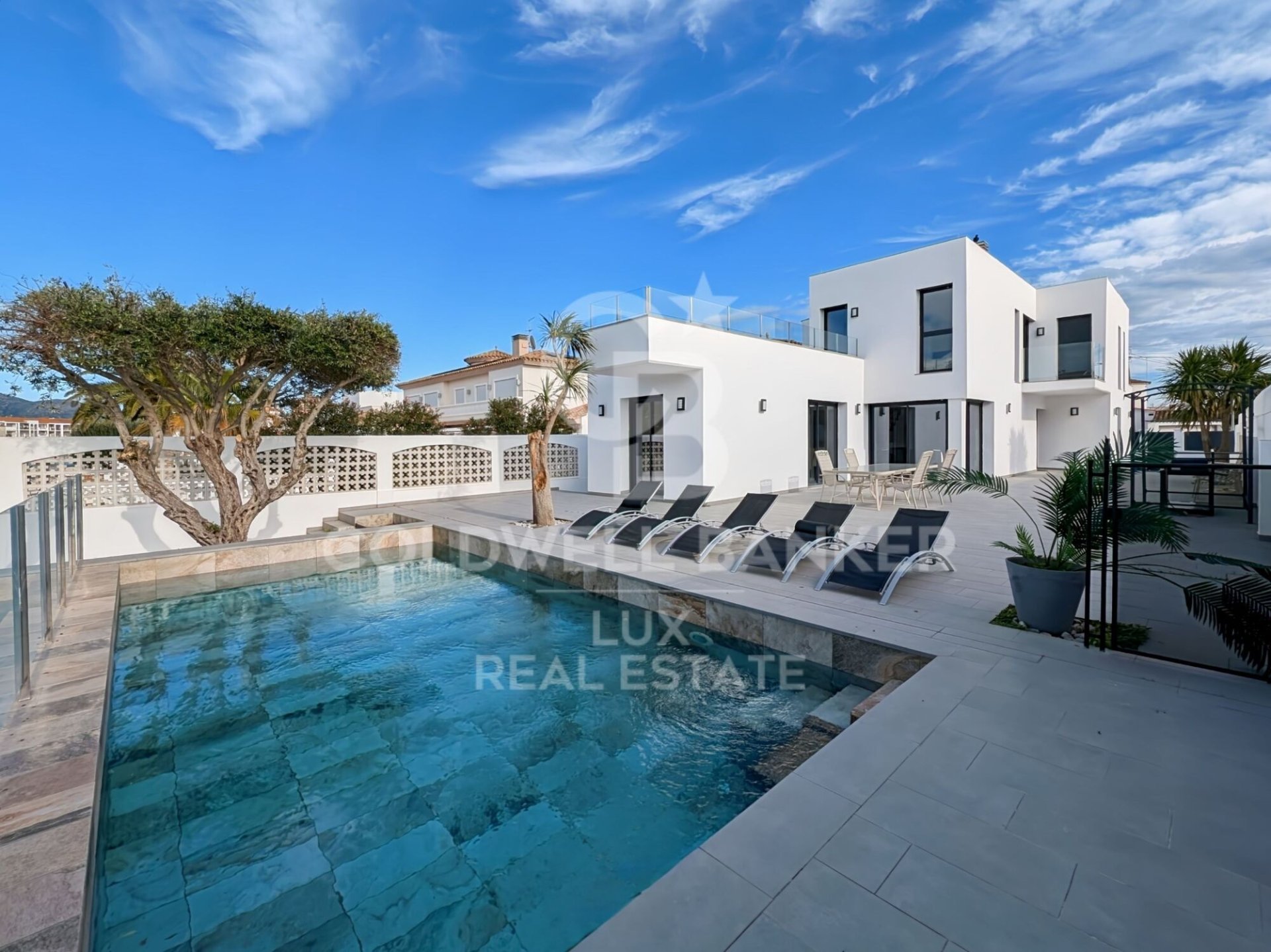 Villa Empuriabrava, Girona, Spānijā 5 istabas, 205 m2 Nr. 160347