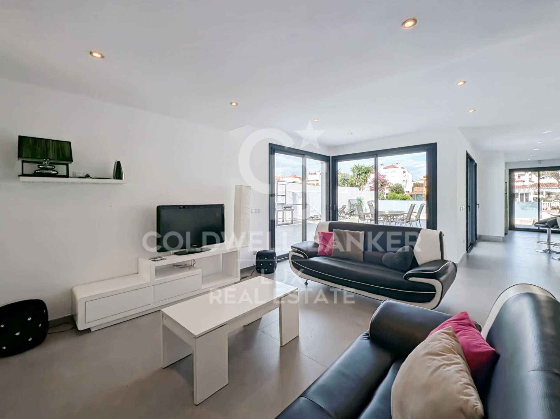 Villa Empuriabrava, Girona, Spānijā 5 istabas, 205 m2 Nr. 160347