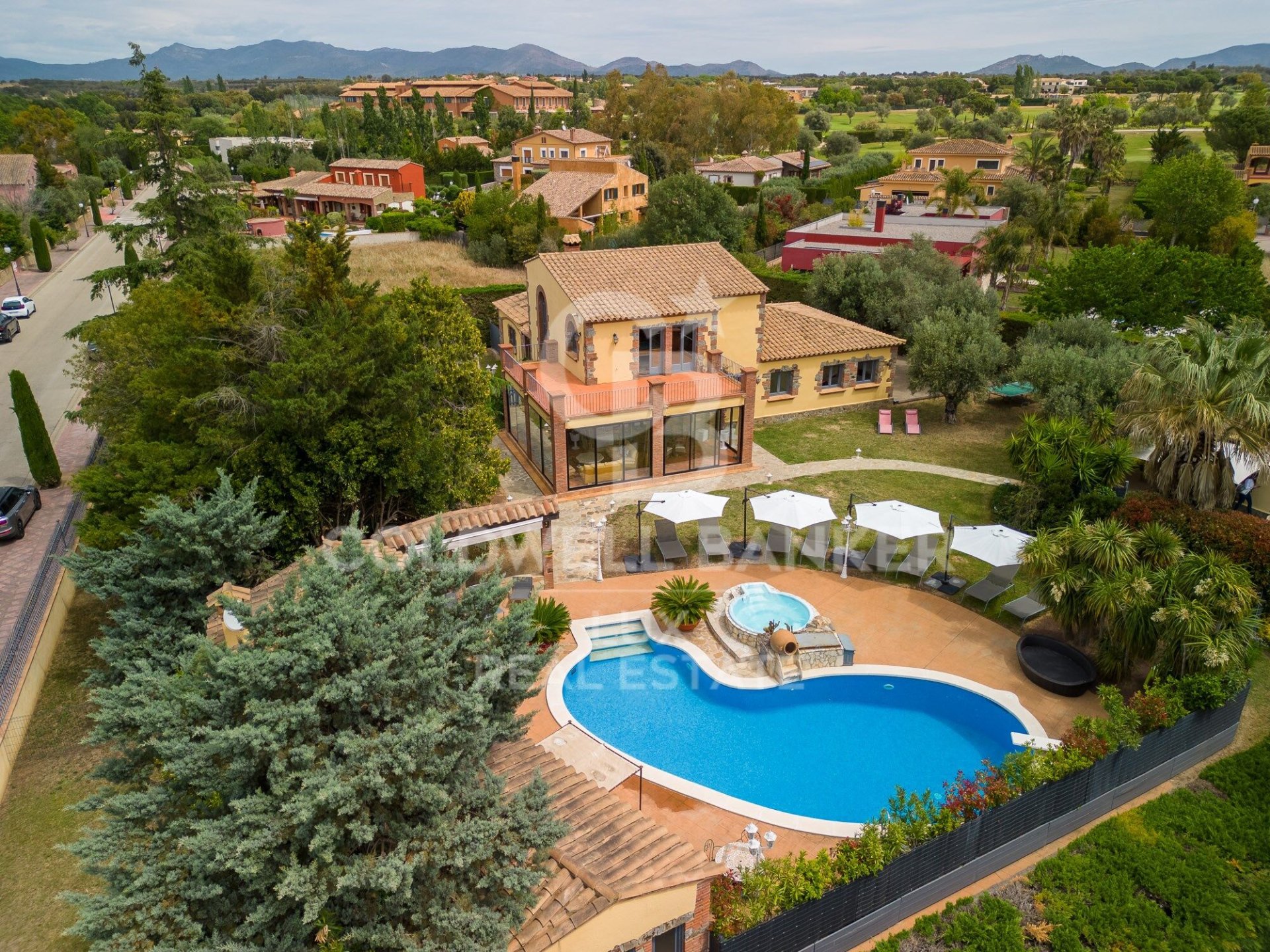 Villa Peralada, Girona, Spānijā 5 istabas, 546 m2 Nr. 160346