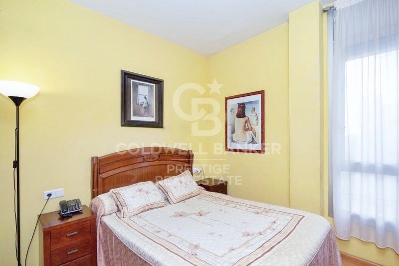 Apartamento en Barcelona, España 3 dormitorios, 99 m2 No. 160342