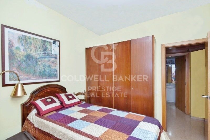Apartamento en Barcelona, España 3 dormitorios, 99 m2 No. 160342
