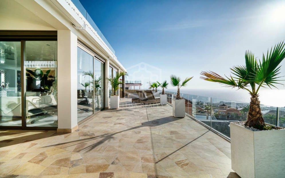 Villa i Adeje, Tenerife, Spanien 4 sovrum, 550 kvm. Nr. 164298