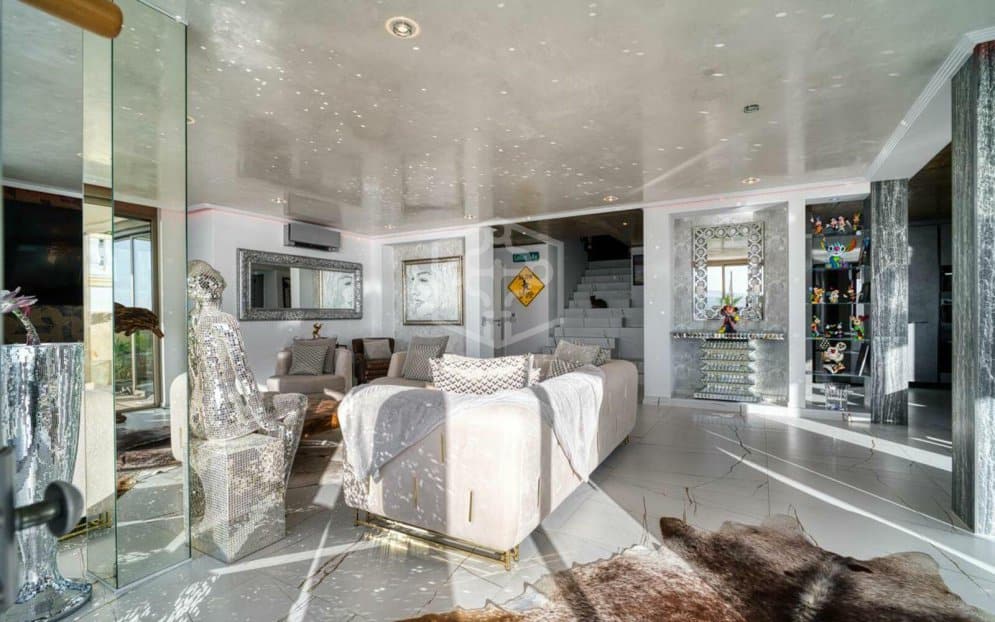 Villa i Adeje, Tenerife, Spanien 4 sovrum, 550 kvm. Nr. 164298
