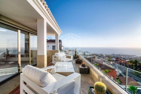 Villa en Adeje, Tenerife, España 4 dormitorios, 550 m2 No. 164298