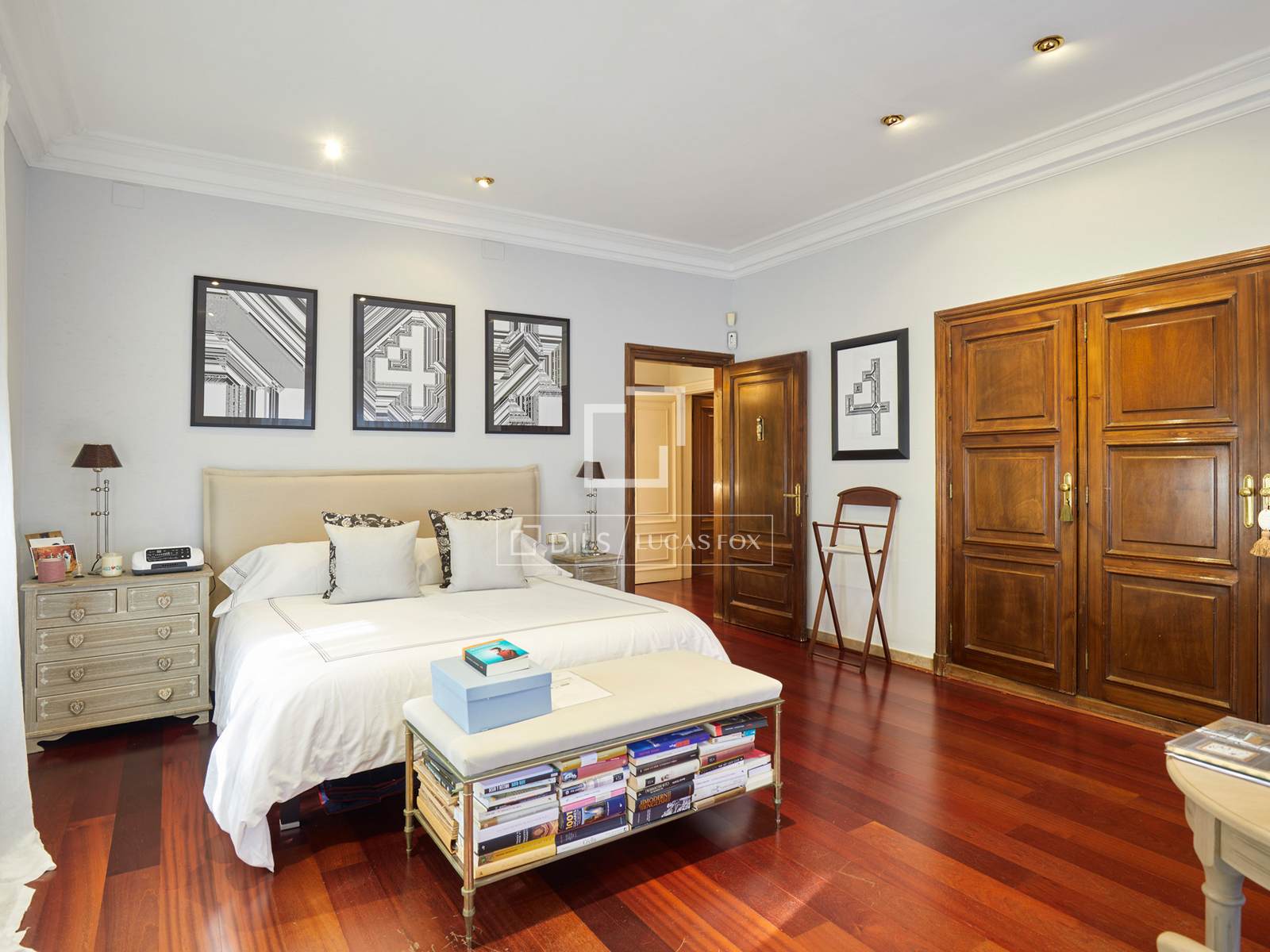 Dzīvoklis Barcelona, Spānijā 6 istabas, 453 m2 Nr. 160820