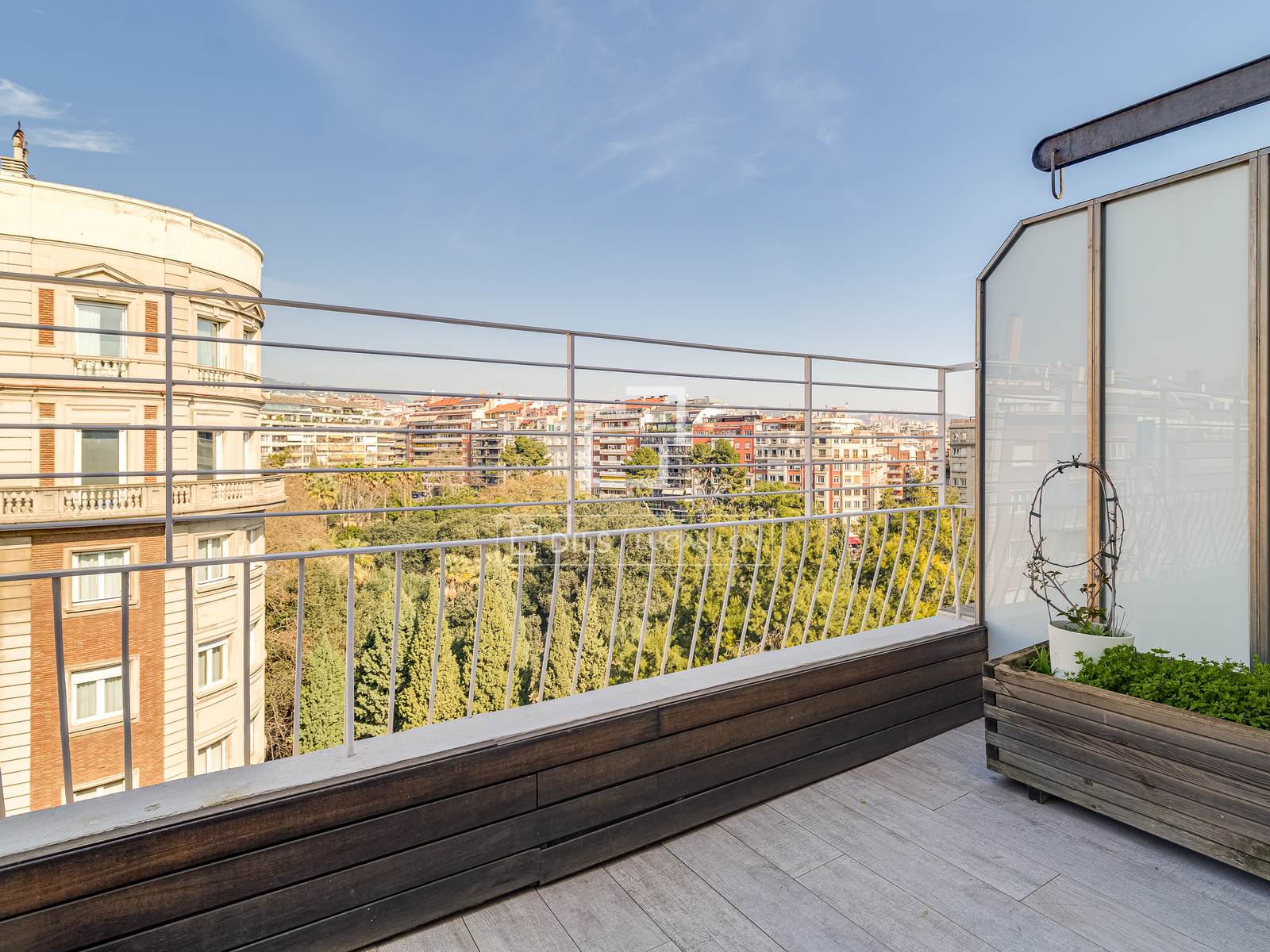 Wohnung in Barcelona, Spanien 5 Schlafzimmer, 146 m2 Nr. 160822