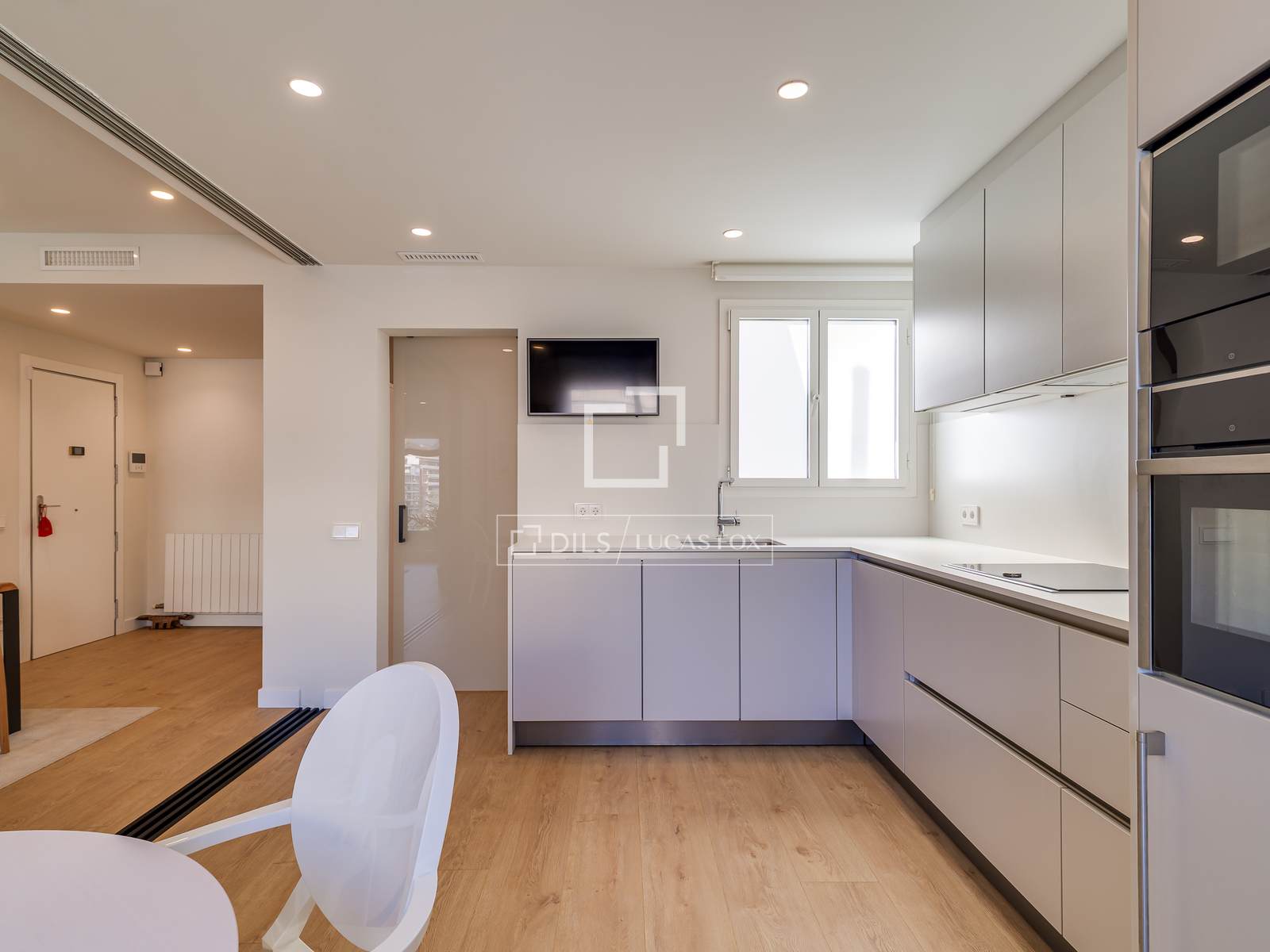 Wohnung in Barcelona, Spanien 5 Schlafzimmer, 146 m2 Nr. 160822