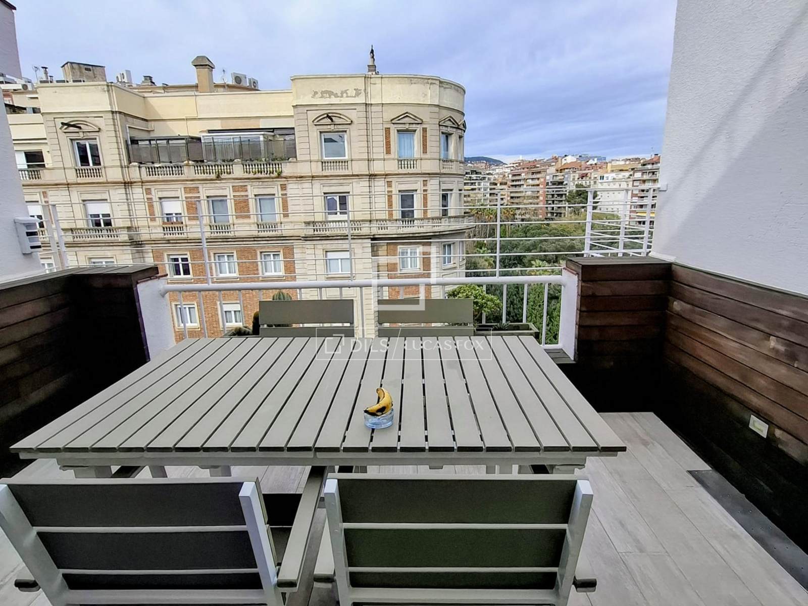 Wohnung in Barcelona, Spanien 5 Schlafzimmer, 146 m2 Nr. 160822