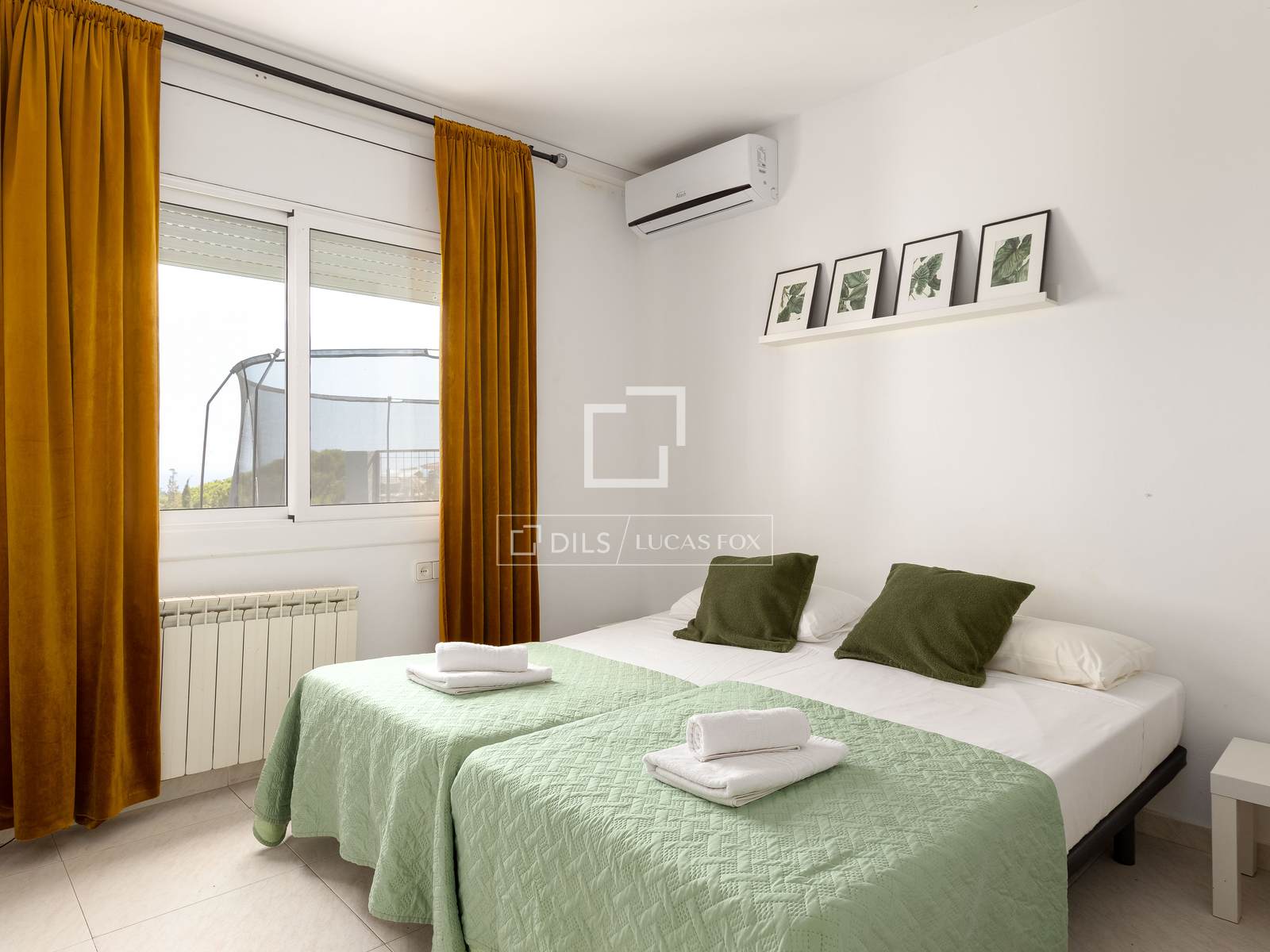 Villa a Premia De Dalt, Barcelona, Spagna 6 camere da letto, 406 mq. N° 192553