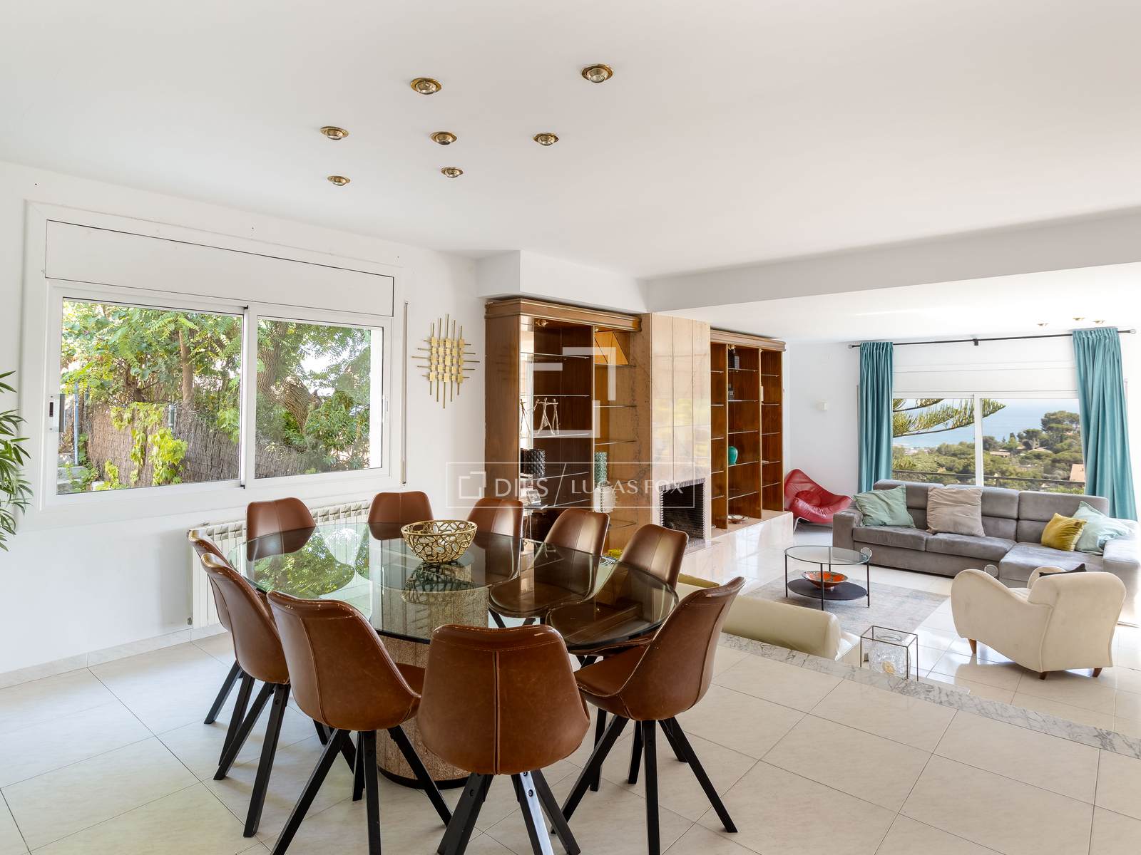 Villa a Premia De Dalt, Barcelona, Spagna 6 camere da letto, 406 mq. N° 192553