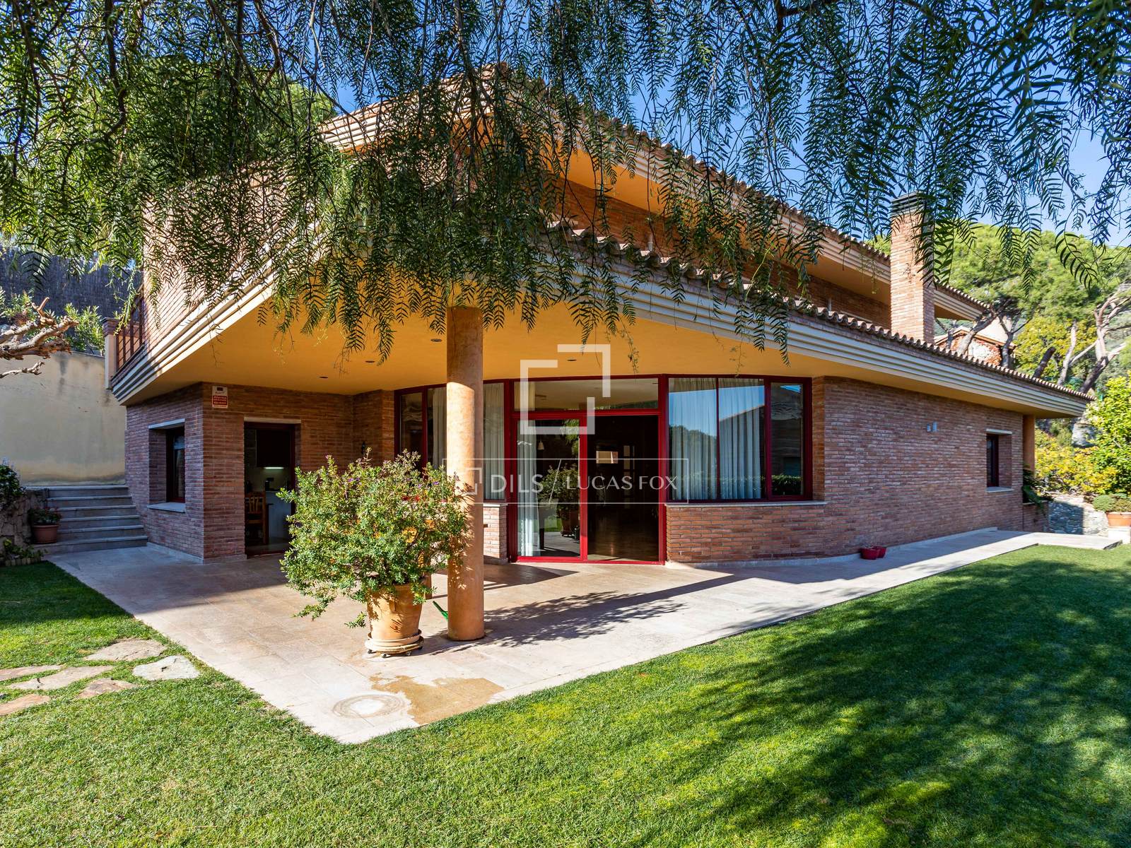 Villa en Premia De Dalt, Barcelona, España 5 dormitorios, 563 m2 No. 192554