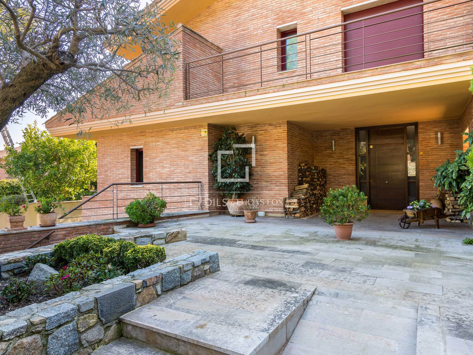 Villa en Premia De Dalt, Barcelona, España 5 dormitorios, 563 m2 No. 192554