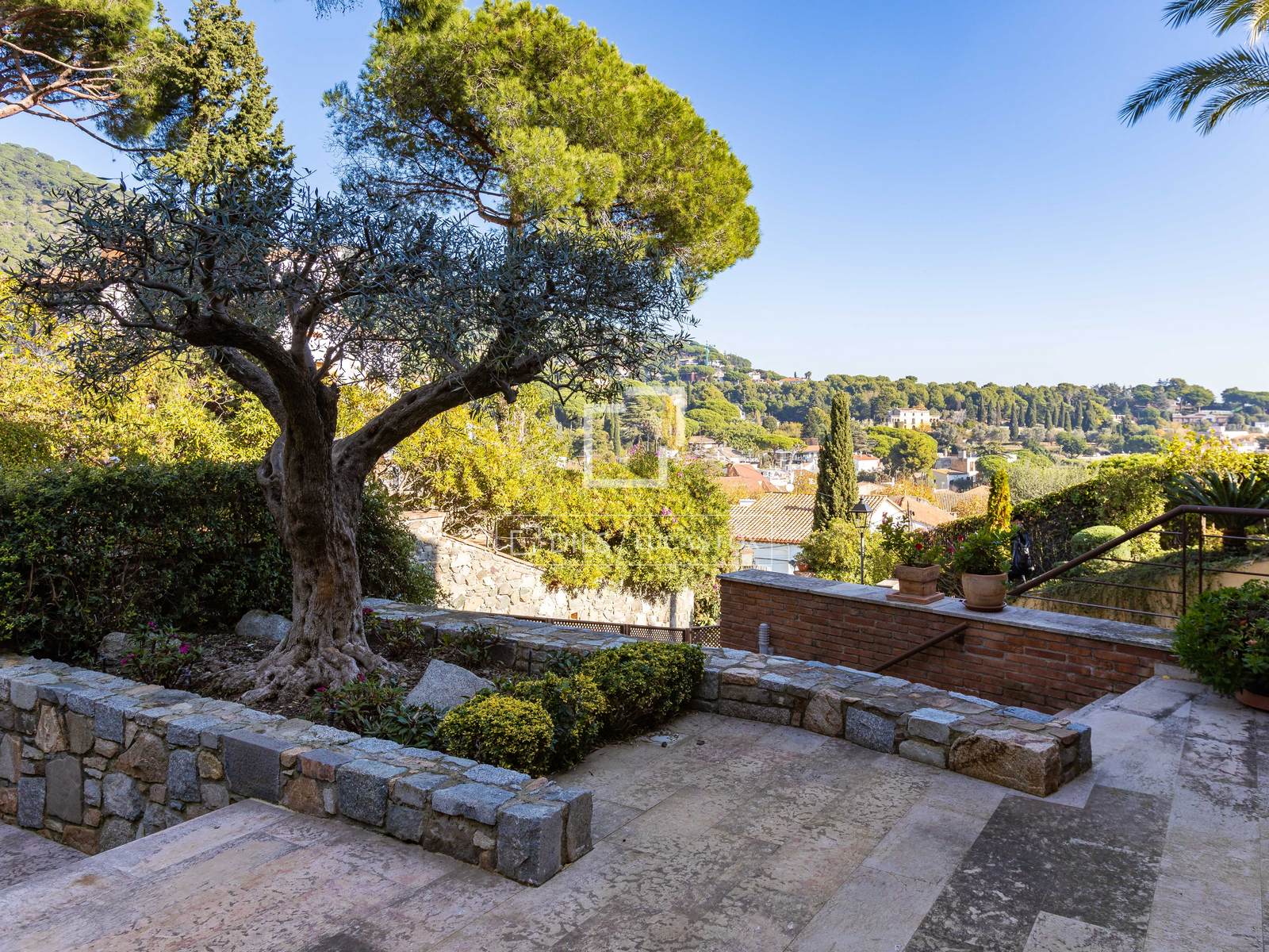 Villa en Premia De Dalt, Barcelona, España 5 dormitorios, 563 m2 No. 192554