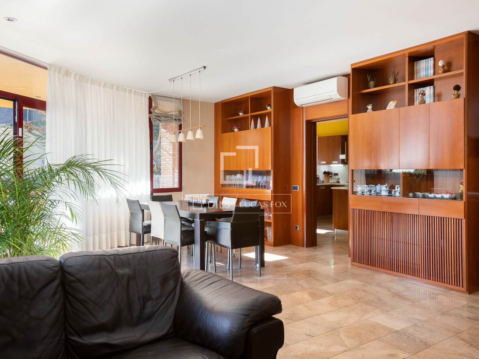 Villa en Premia De Dalt, Barcelona, España 5 dormitorios, 563 m2 No. 192554