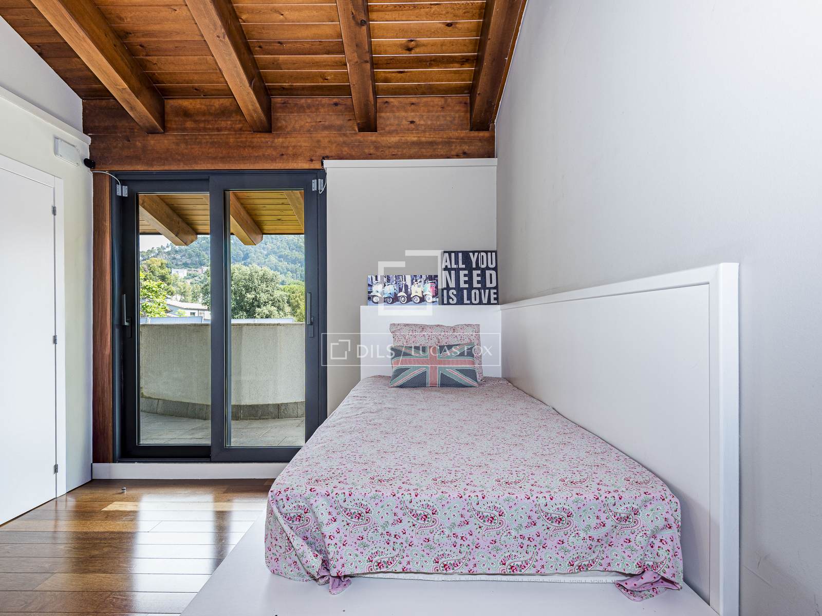 Villa a Matadepera, Barcelona, Spagna 5 camere da letto, 628 mq. N° 192558