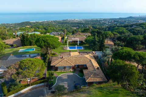 Villa in Sant Vicenc De Montalt, Barcelona, Spain 6 bedrooms, 354 sq.m. No. 192555