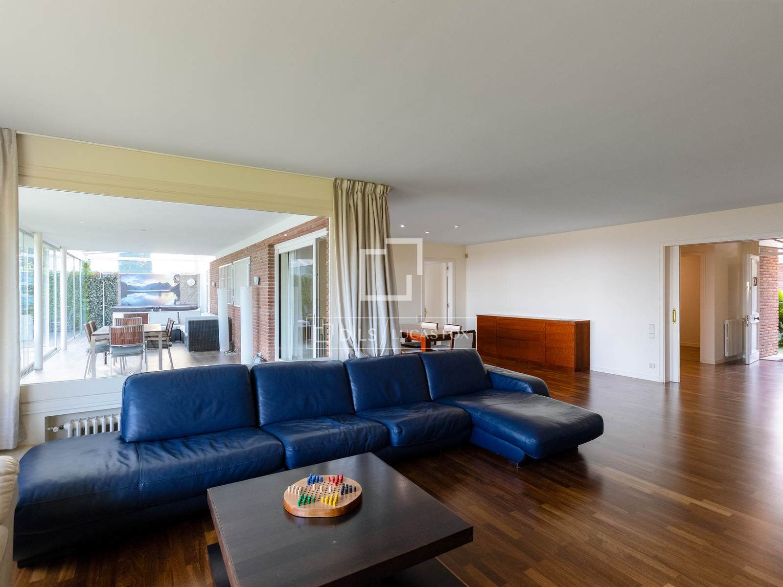 Villa a Sant Vicenc De Montalt, Barcelona, Spagna 6 camere da letto, 354 mq. N° 192555