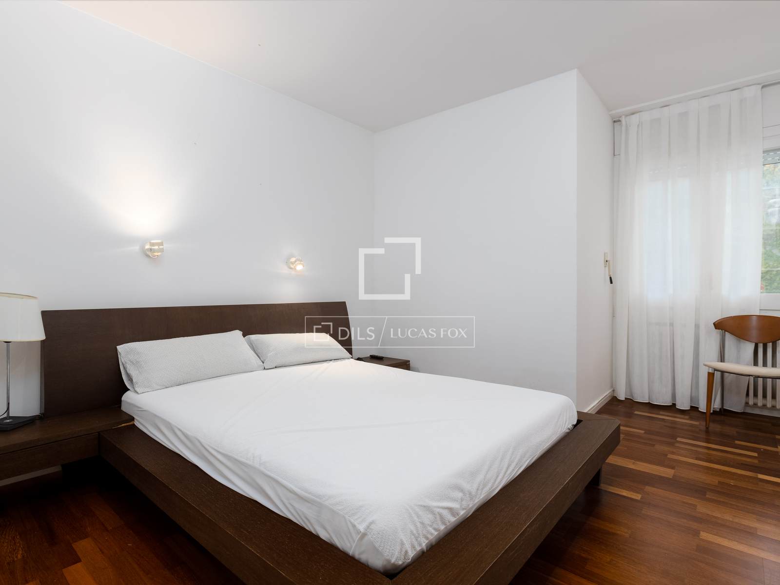 Villa a Sant Vicenc De Montalt, Barcelona, Spagna 6 camere da letto, 354 mq. N° 192555