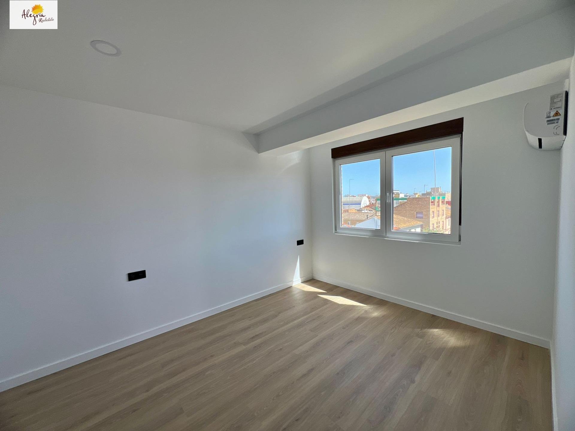 Penthouse in Picanya, Valencia, Spain 1 bedroom, 70 sq.m. No. 177806