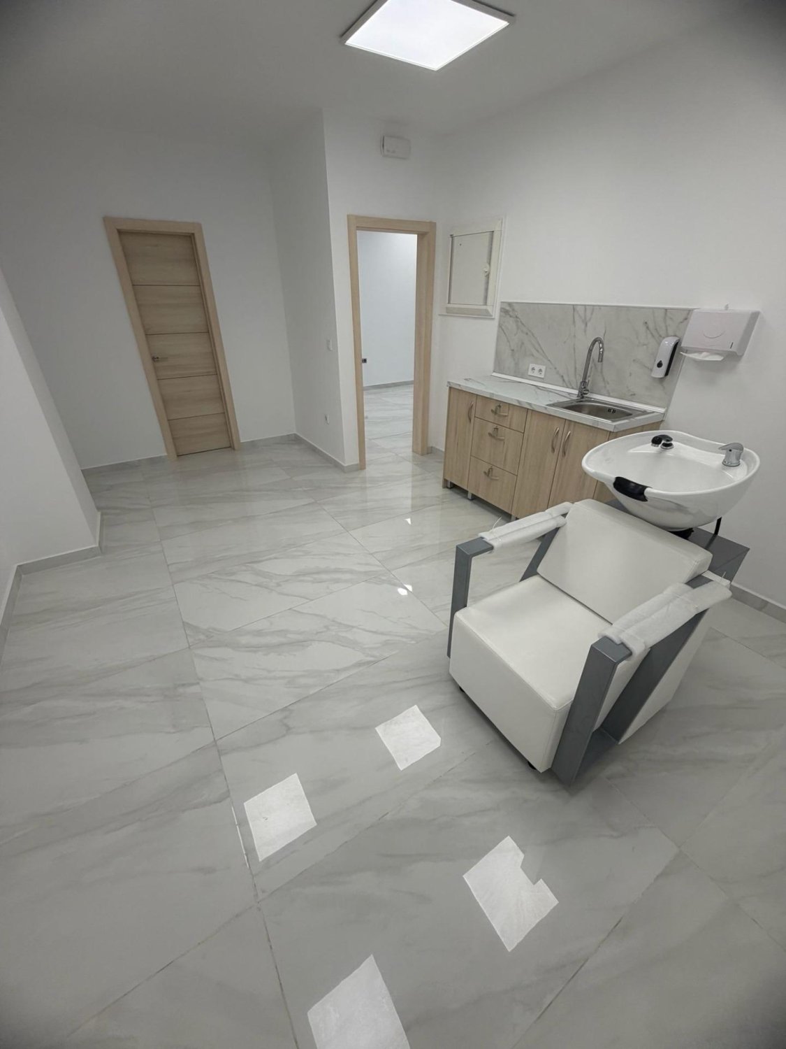 Propiedad comercial en Torrevieja, Alicante, España 87.85 m2 No. 177804