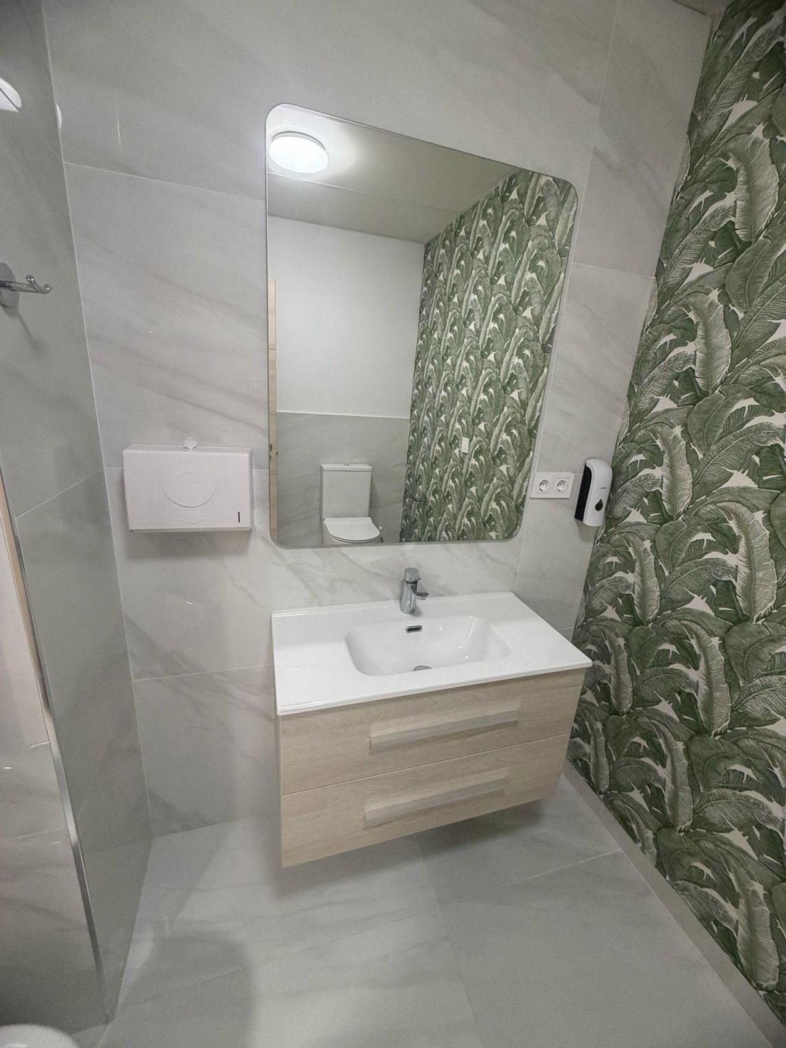 Propiedad comercial en Torrevieja, Alicante, España 87.85 m2 No. 177804
