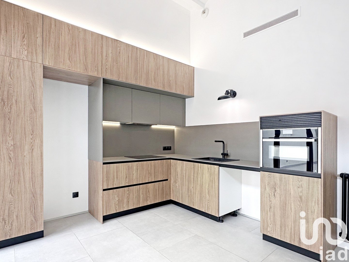 Apartamento en Barcelona, España 2 dormitorios, 75 m2 No. 153692