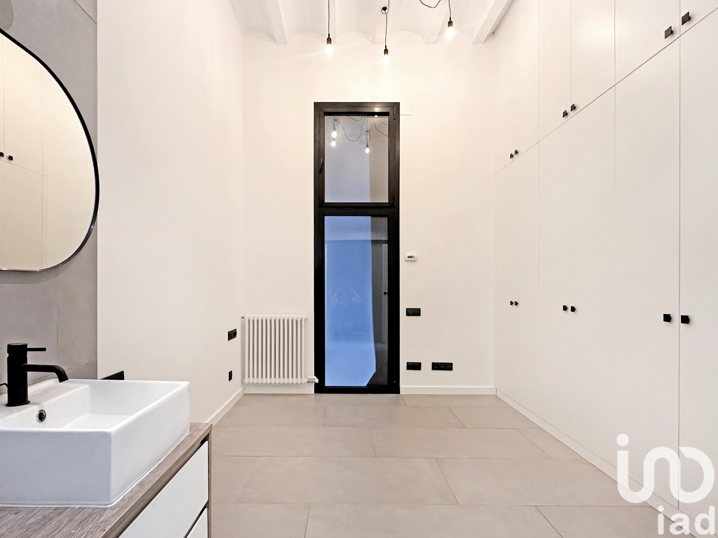 Apartamento en Barcelona, España 2 dormitorios, 75 m2 No. 153692