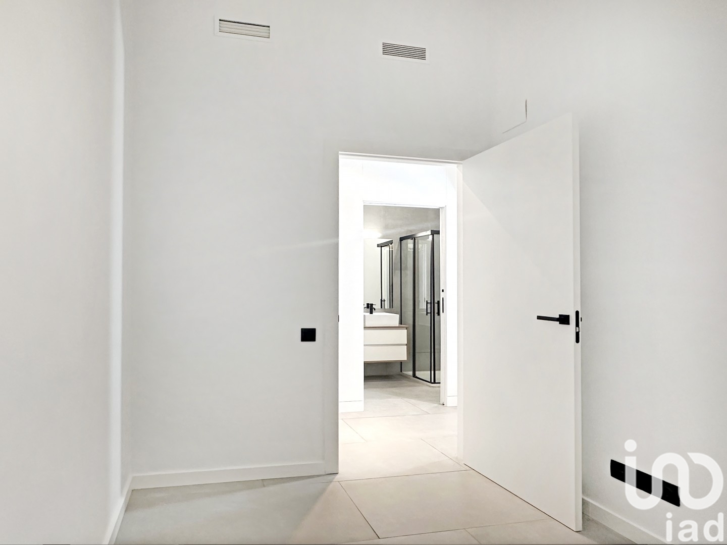 Apartamento en Barcelona, España 2 dormitorios, 75 m2 No. 153692