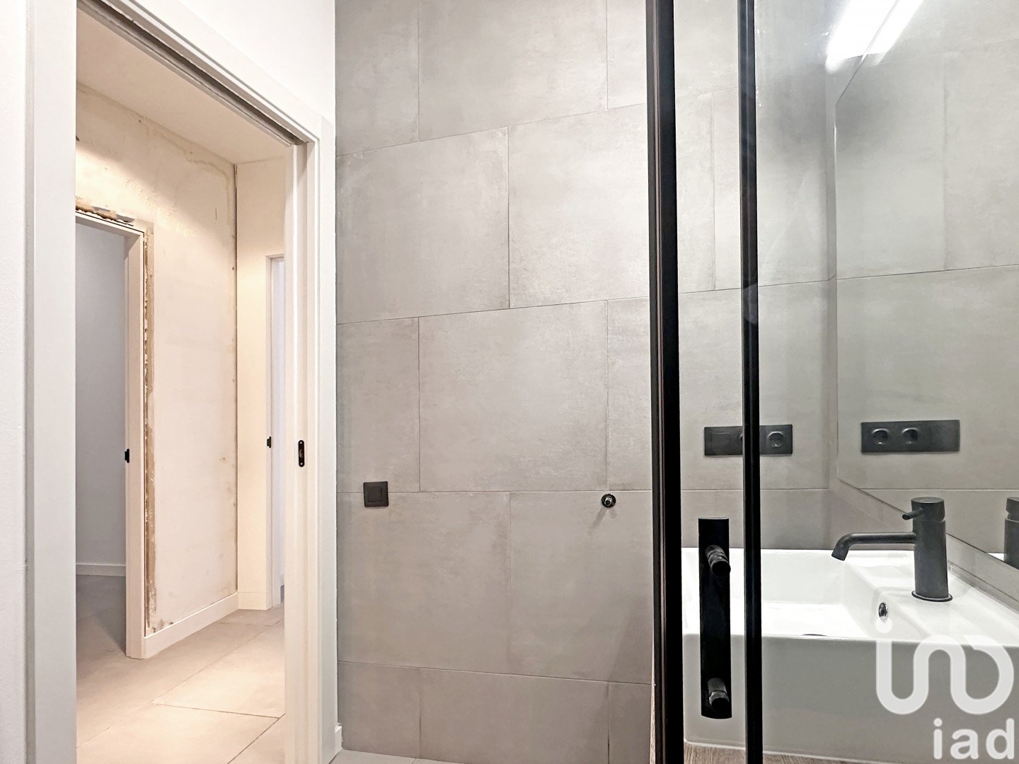 Apartamento en Barcelona, España 2 dormitorios, 75 m2 No. 153692