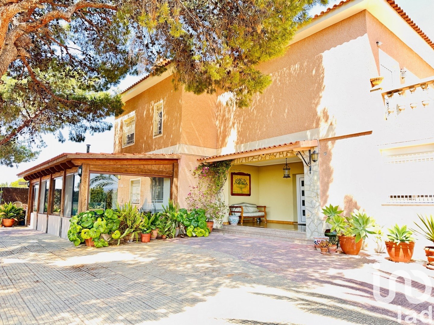 House in Mutxamel, Alicante, Spain 5 bedrooms, 987 sq.m. No. 153691
