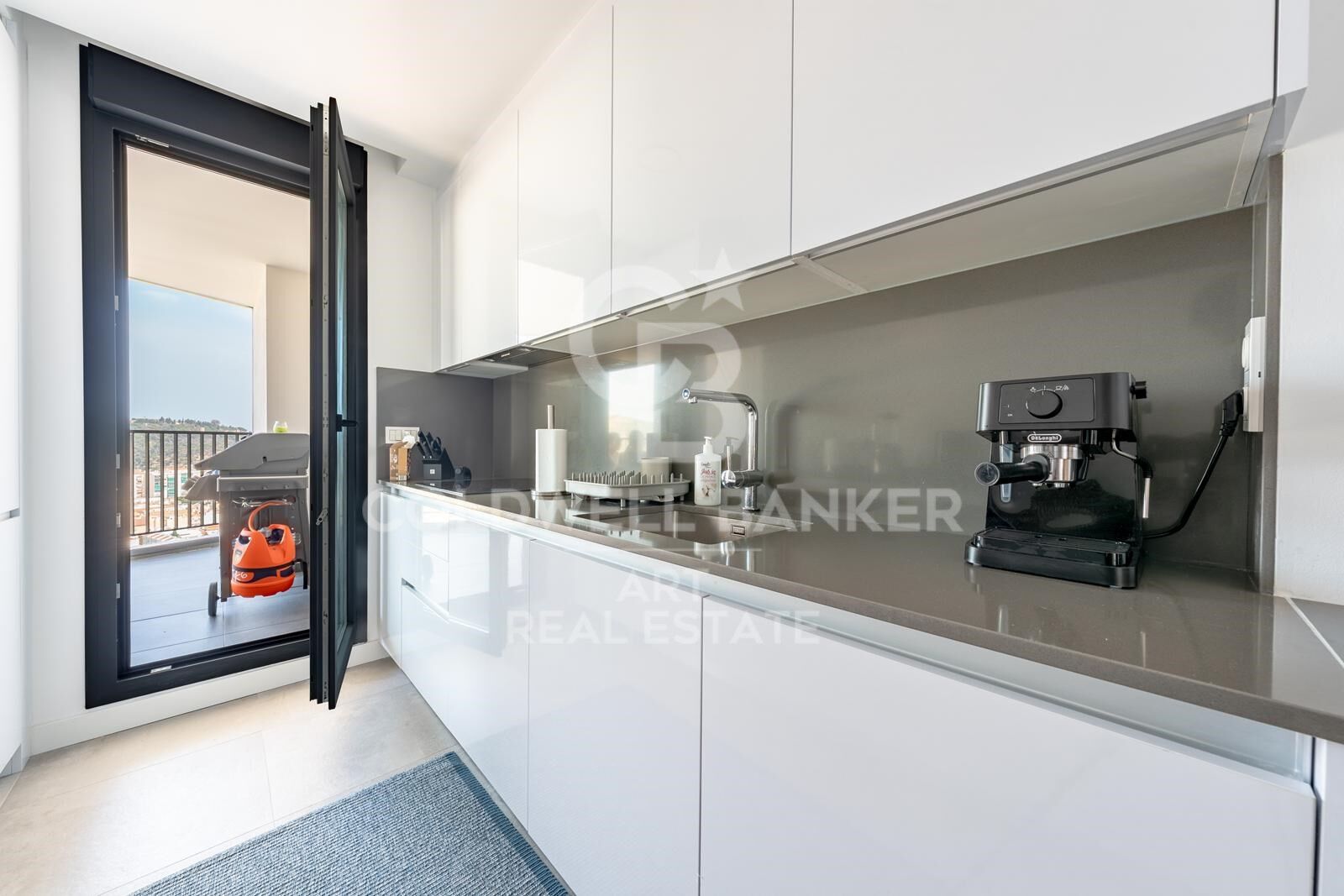 Appartamento a Malaga, Spagna 3 camere da letto, 108 mq. N° 157920