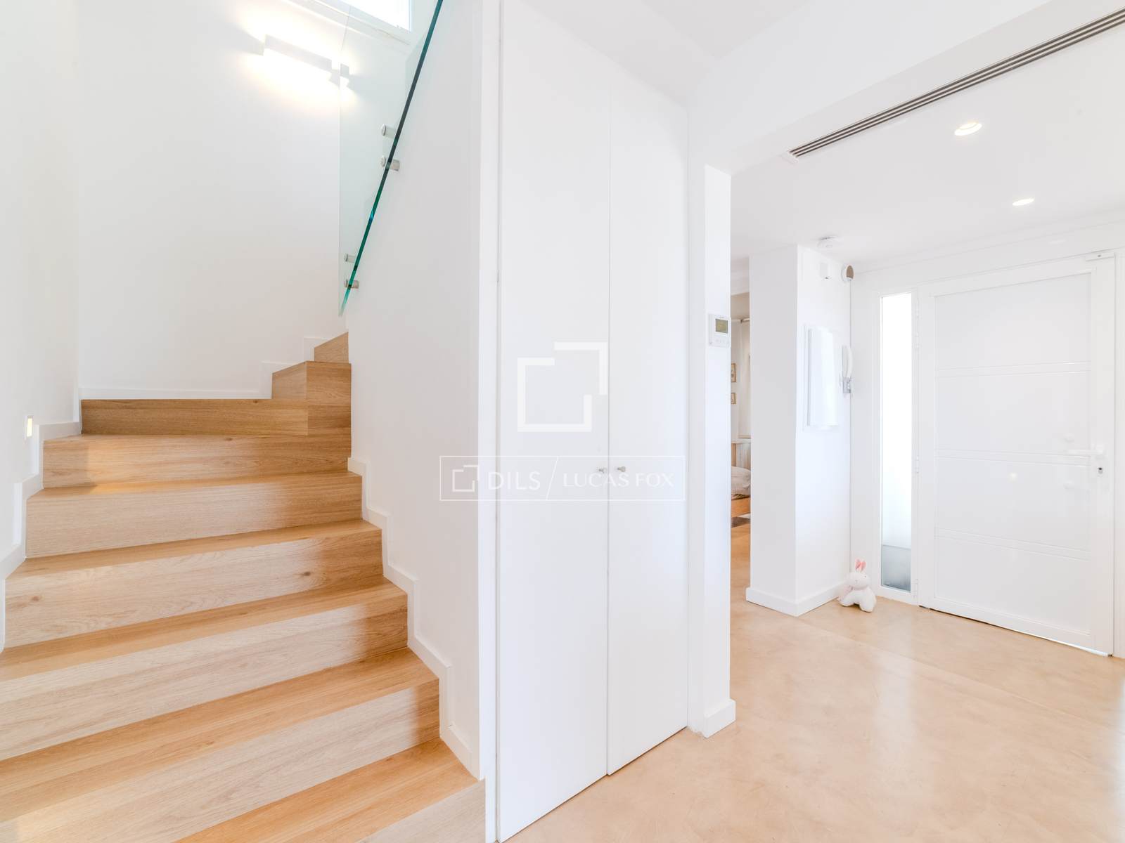 Villa in Sitges, Barcelona, Spain 5 bedrooms, 245 sq.m. No. 150283