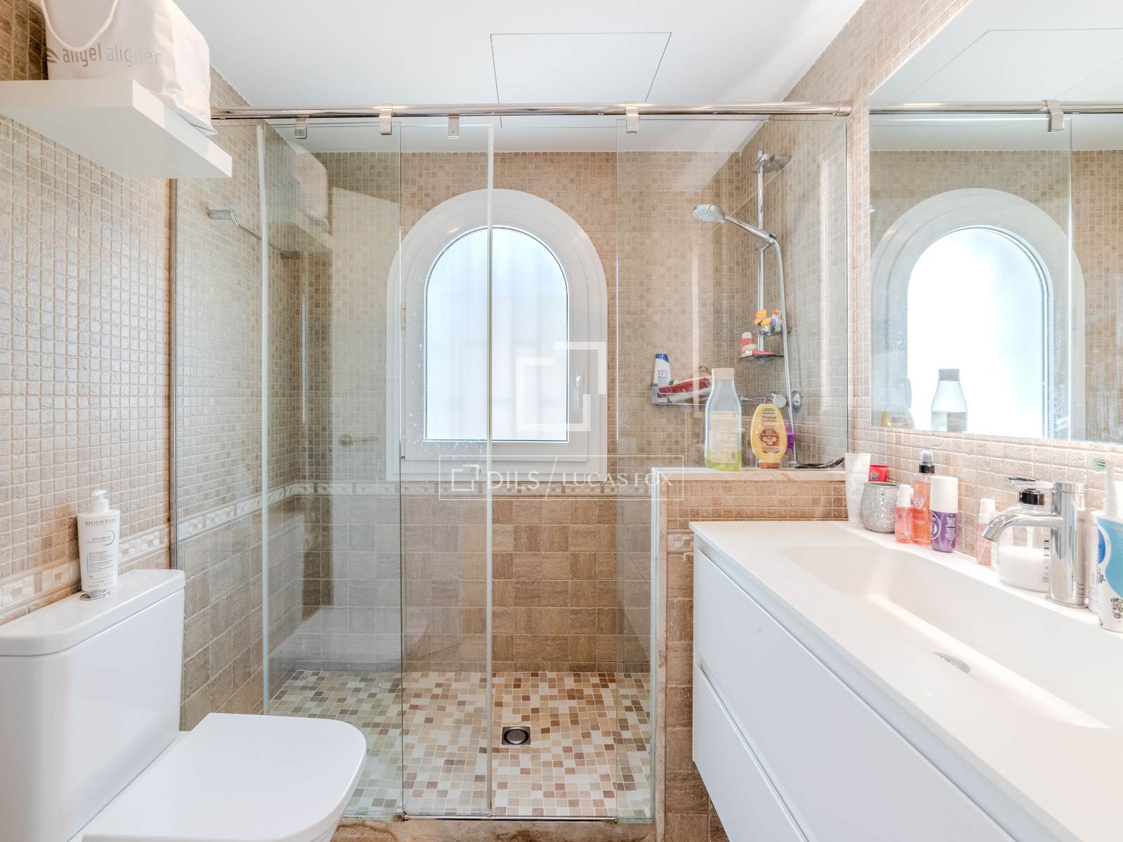 Villa in Sitges, Barcelona, Spain 5 bedrooms, 245 sq.m. No. 150283