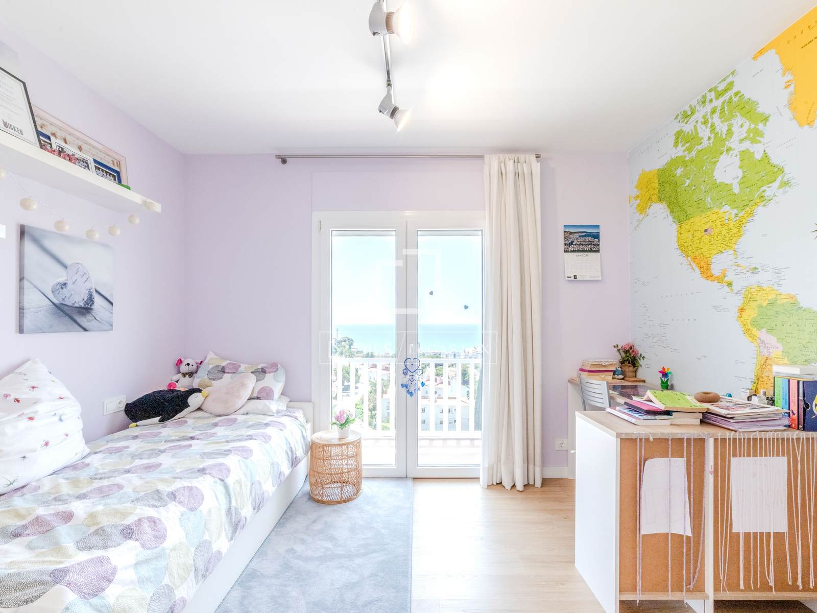 Villa in Sitges, Barcelona, Spain 5 bedrooms, 245 sq.m. No. 150283