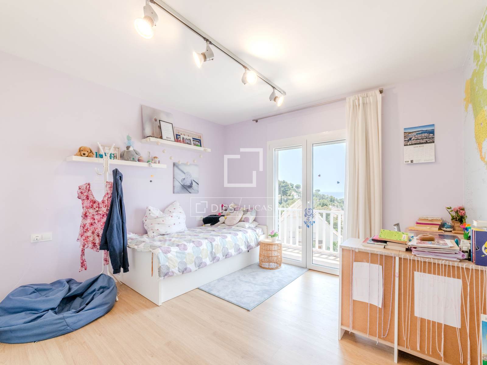 Villa in Sitges, Barcelona, Spain 5 bedrooms, 245 sq.m. No. 150283