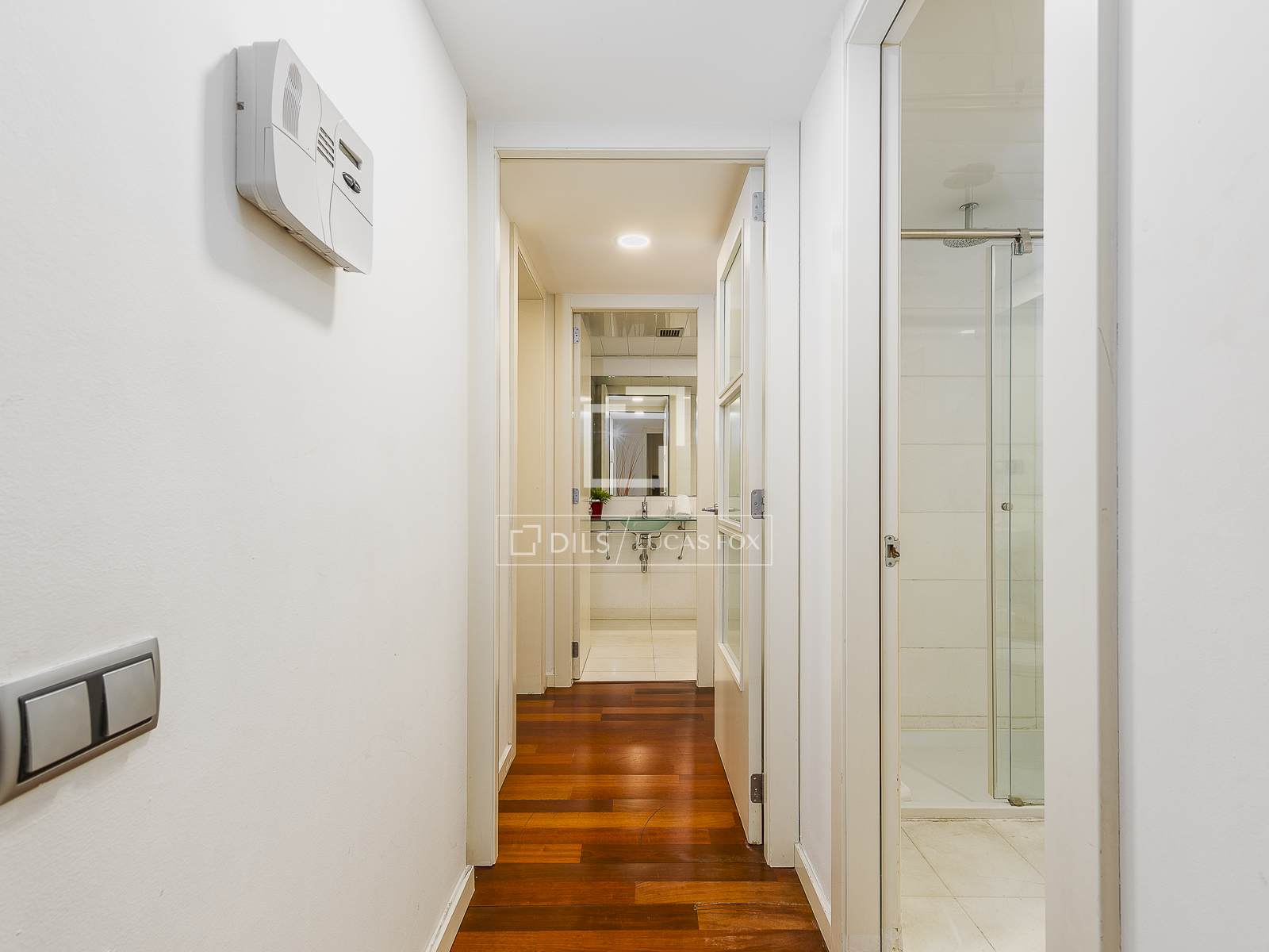 Apartamento en Barcelona, España 4 dormitorios, 171 m2 No. 150282