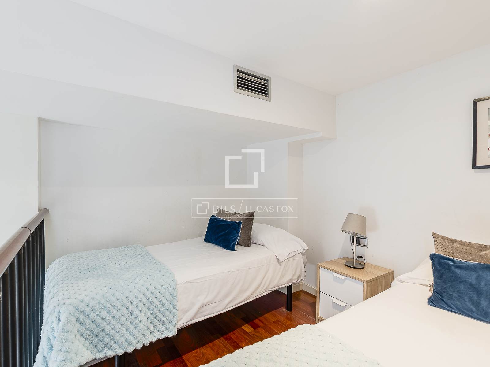 Apartamento en Barcelona, España 4 dormitorios, 171 m2 No. 150282