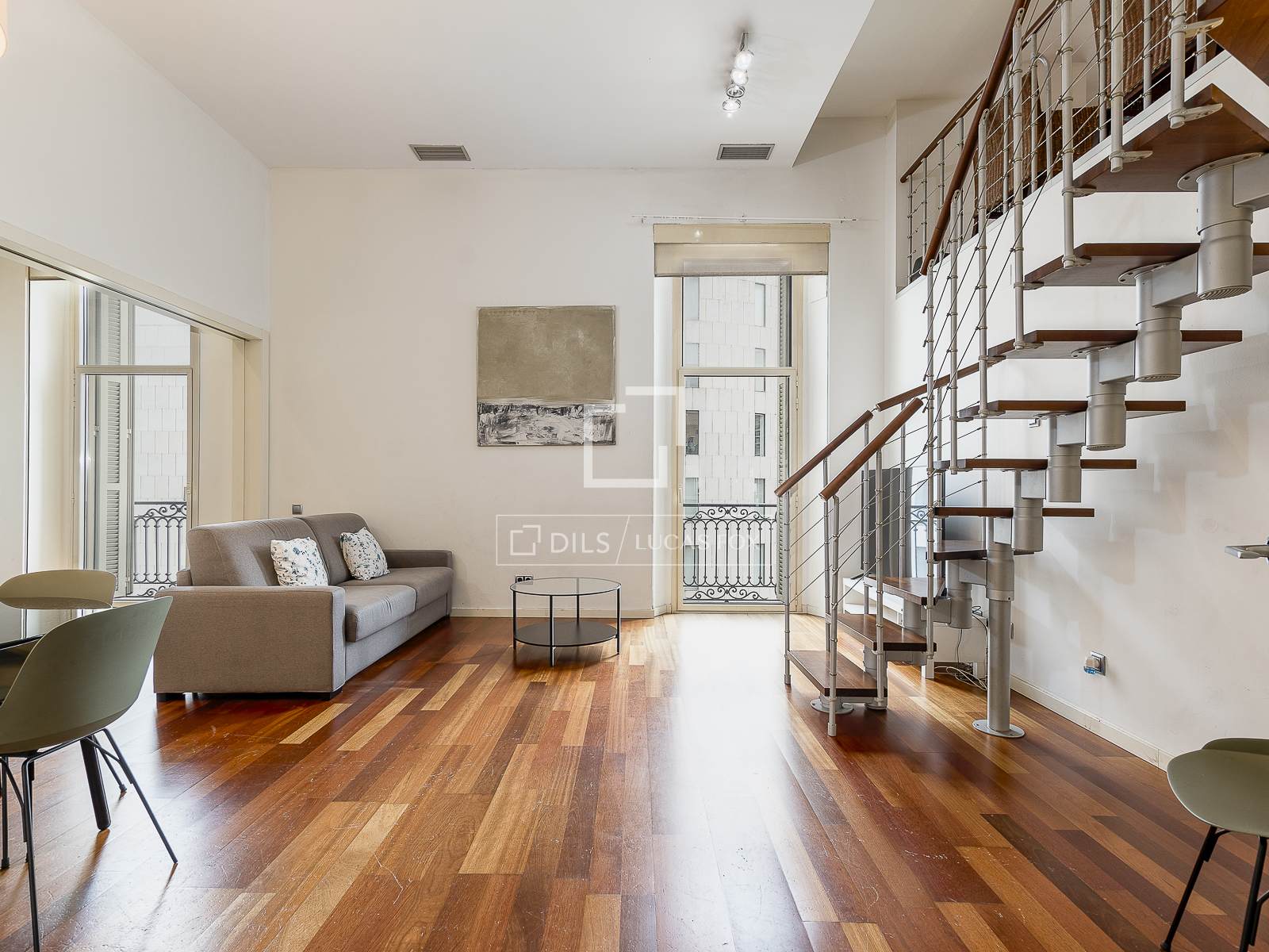 Apartamento en Barcelona, España 4 dormitorios, 171 m2 No. 150282