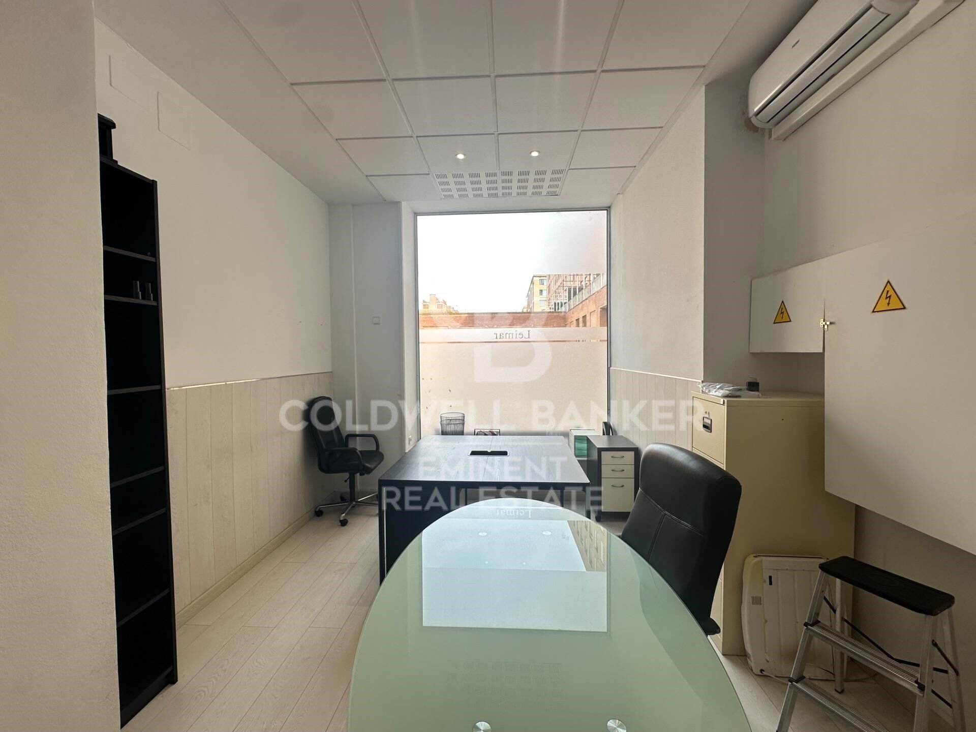 Liikekiinteistö Barcelona, Espanja 181 m2 No. 179076