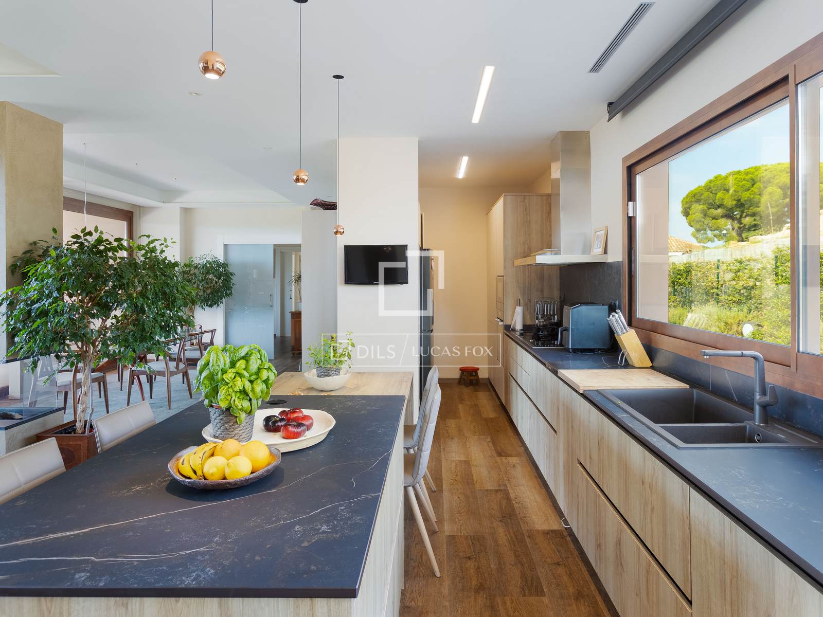 Villa in Sant Vicenc De Montalt, Barcelona, Spain 5 bedrooms, 500 sq.m. No. 192723