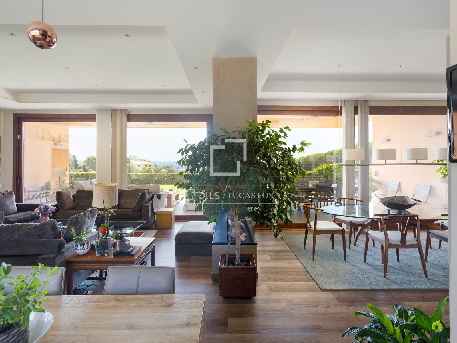 Villa in Sant Vicenc De Montalt, Barcelona, Spain 5 bedrooms, 500 sq.m. No. 192723